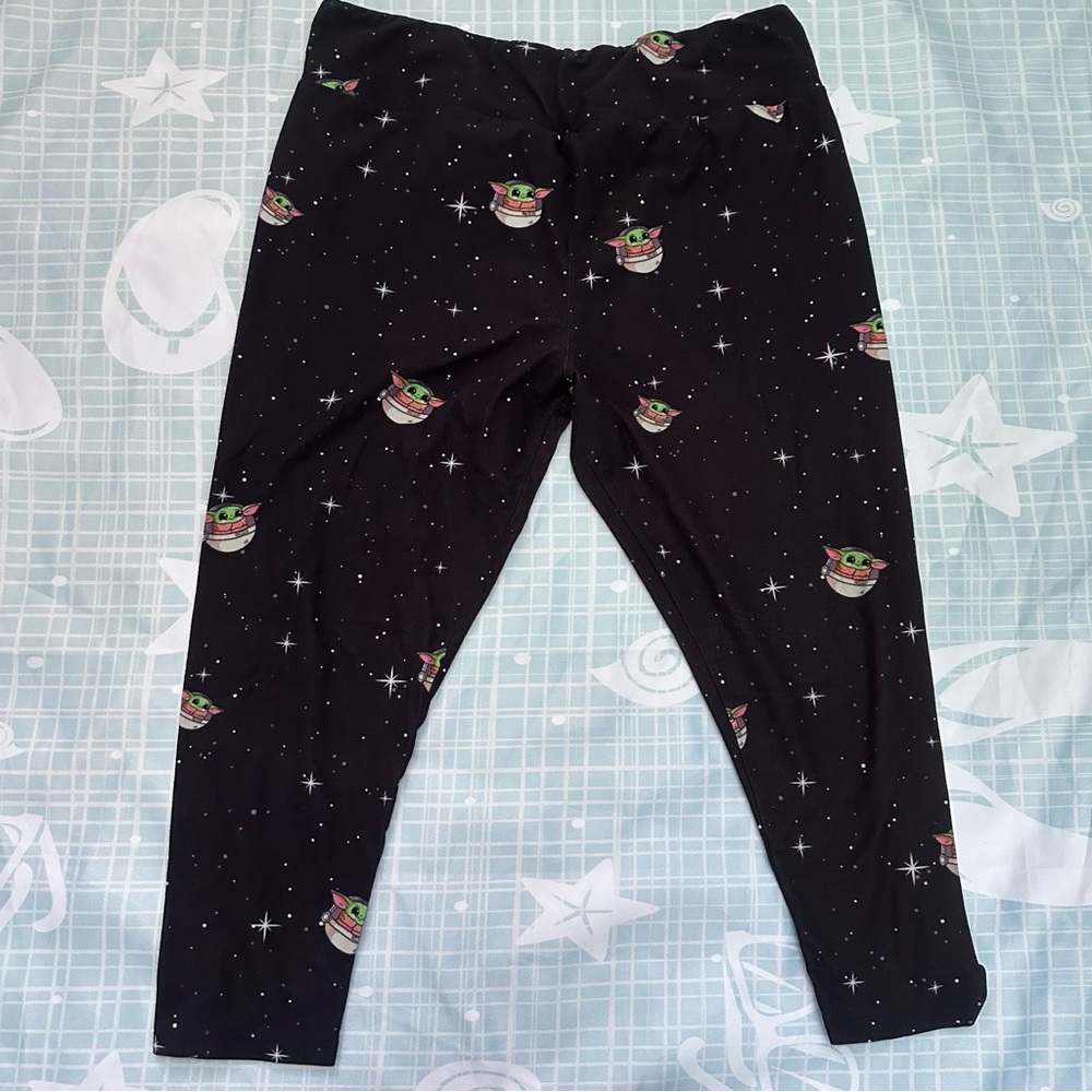 Baby yoda Capri length leggings